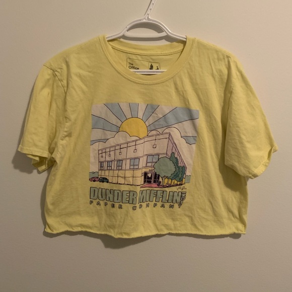 Dunder Mifflin Shirt - Picture 1 of 3